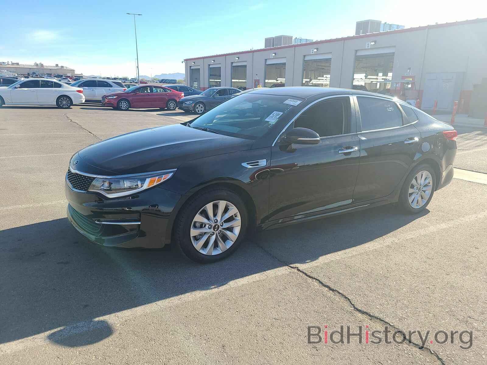 Photo 5XXGT4L33JG271380 - Kia Optima 2018