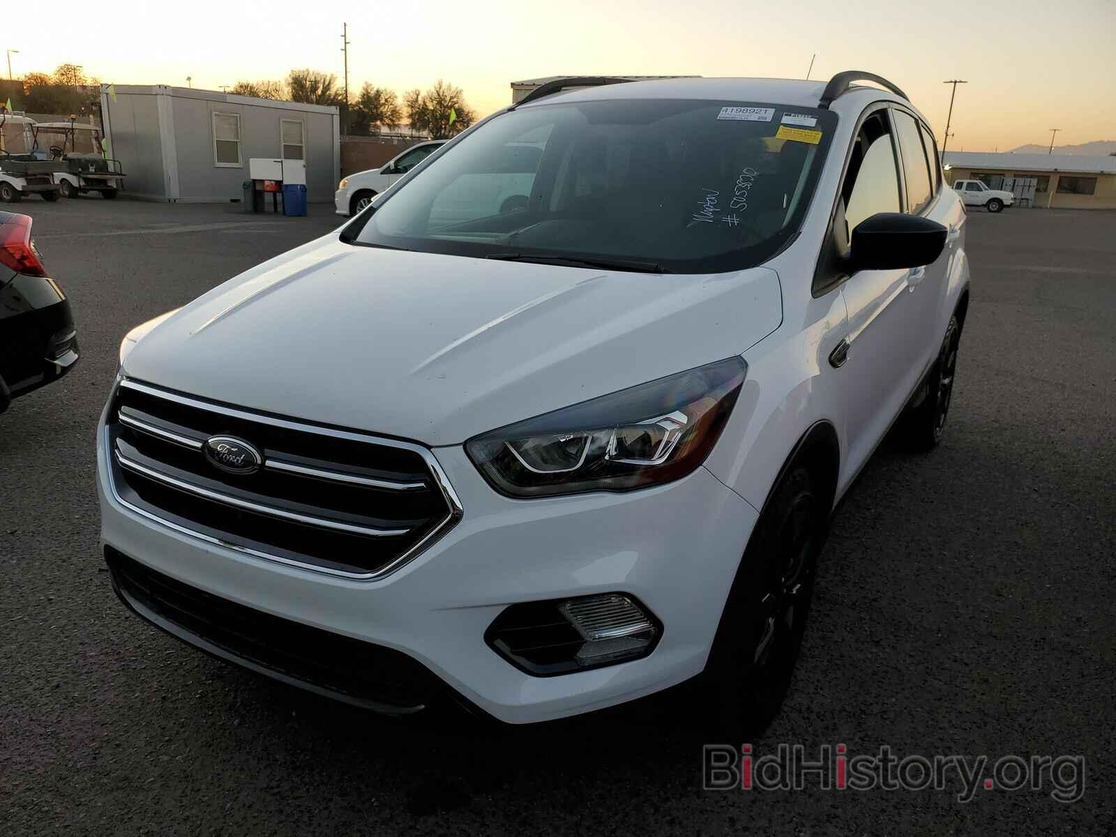 Фотография 1FMCU0GDXKUA64502 - Ford Escape 2019