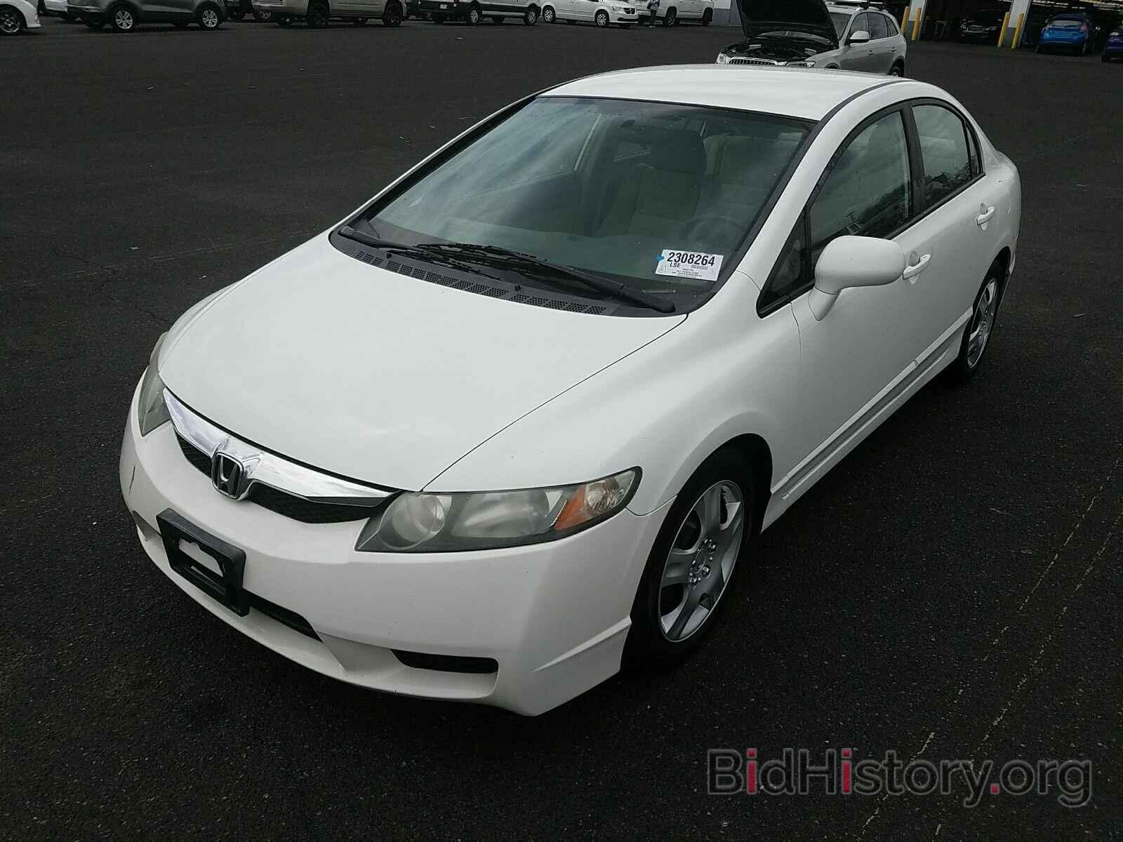 Photo 19XFA1F58BE009104 - Honda Civic Sdn 2011